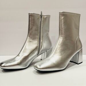NEW A New Day Pippa Metallic Silver Chunky 3 in Heel Ankle Boots Women Size 11
